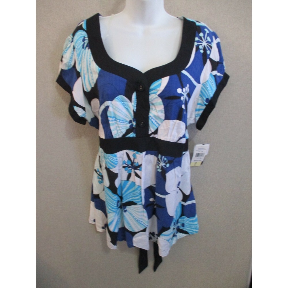Sarah B Woman Top Plus Size 1X NWT Empire Waist Back Tie Floral Print